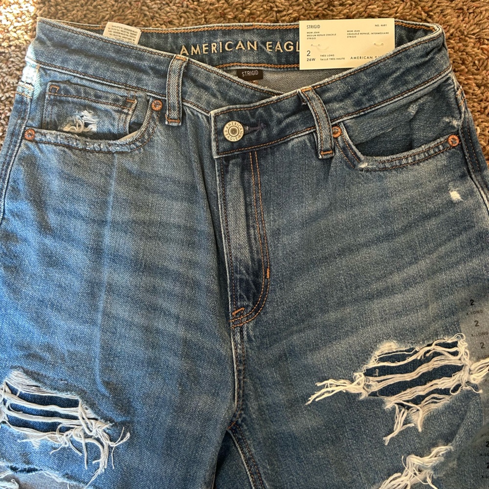 American Eagle Mom Jean